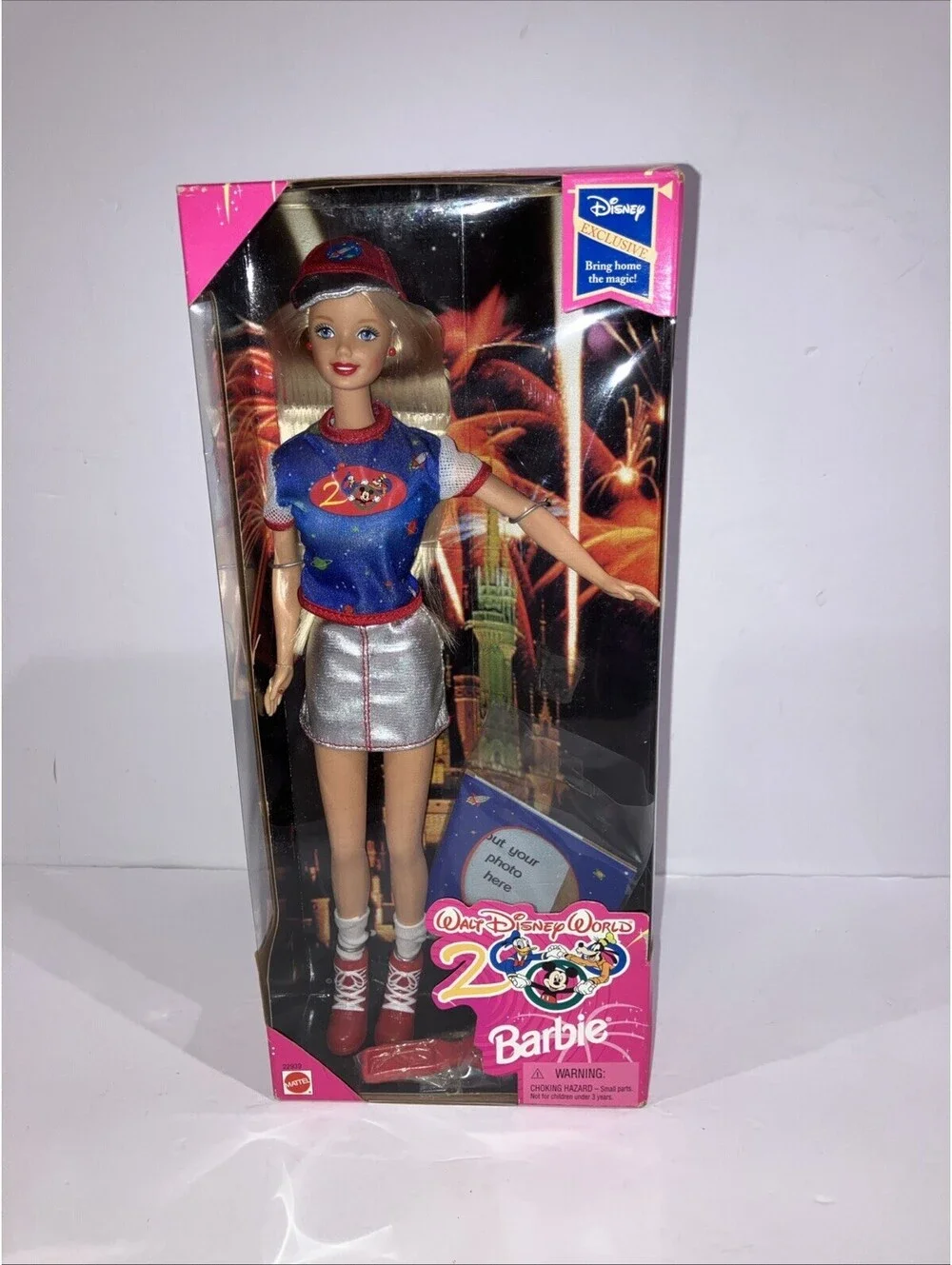 Barbie Walt Disney World 2000 #22939 Doll The New Millennium Theme Park NEW